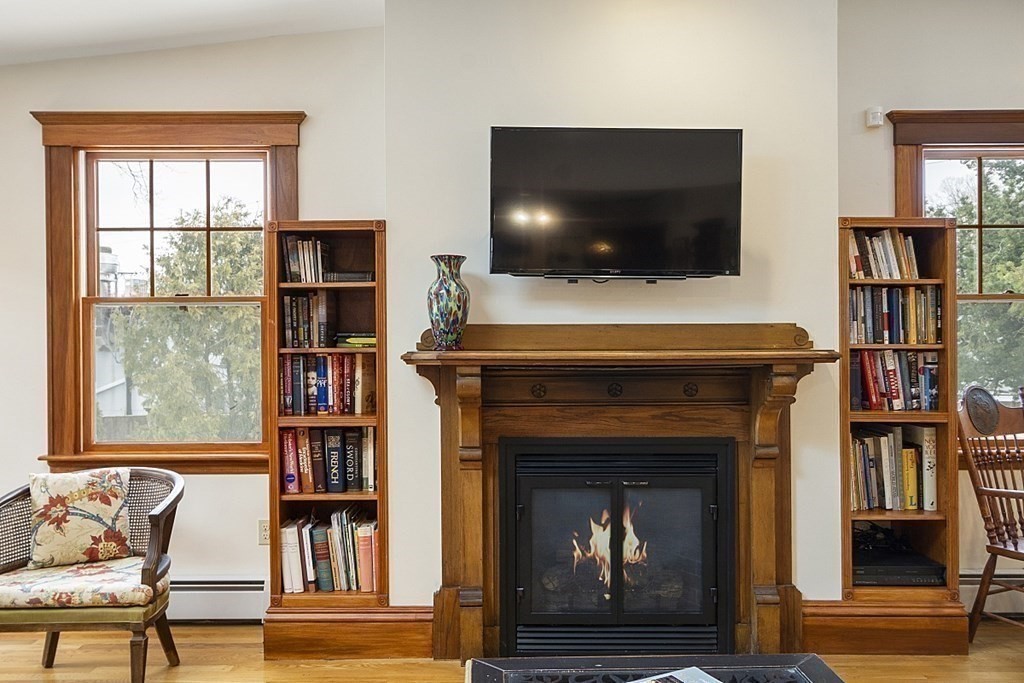 9 Reed Street Lexington, MA 02420 - Photo 11 of 26