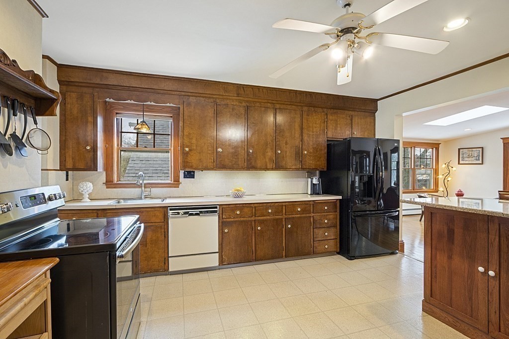 9 Reed Street Lexington, MA 02420 - Photo 15 of 26