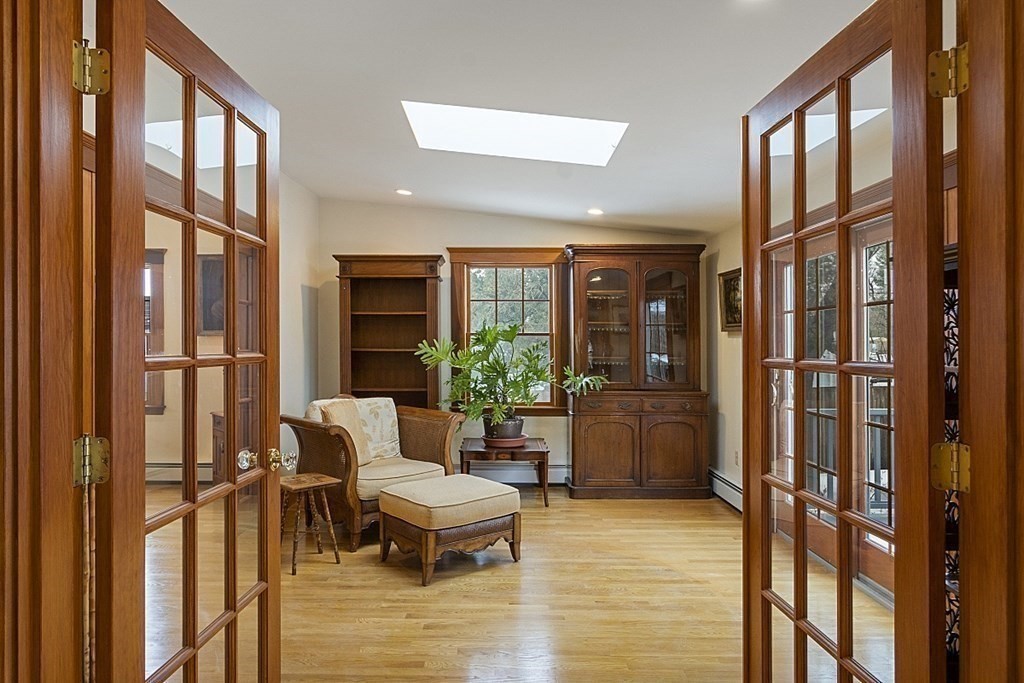 9 Reed Street Lexington, MA 02420 - Photo 6 of 26