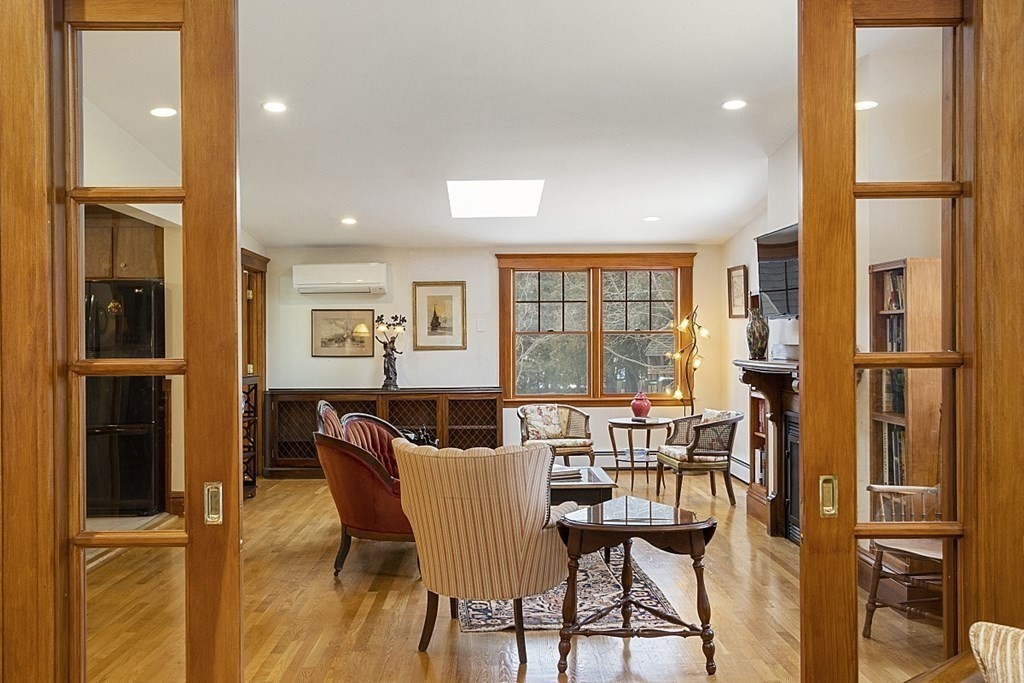 9 Reed Street Lexington, MA 02420 - Photo 8 of 26