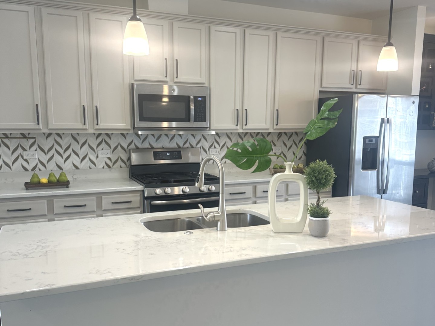 4186 Irving Road Aurora, IL 60504 - Photo 10 of 31 Gallery Image 10