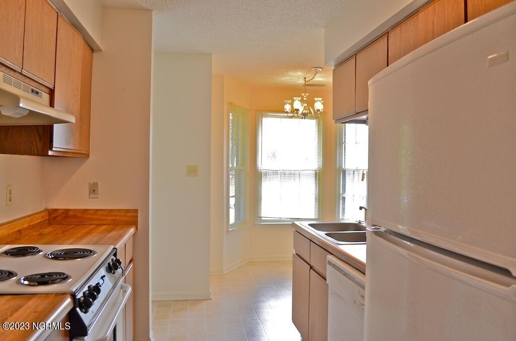 2105 Rolling Ridge Drive Midway Park, NC 28544 - Photo 5 of 14