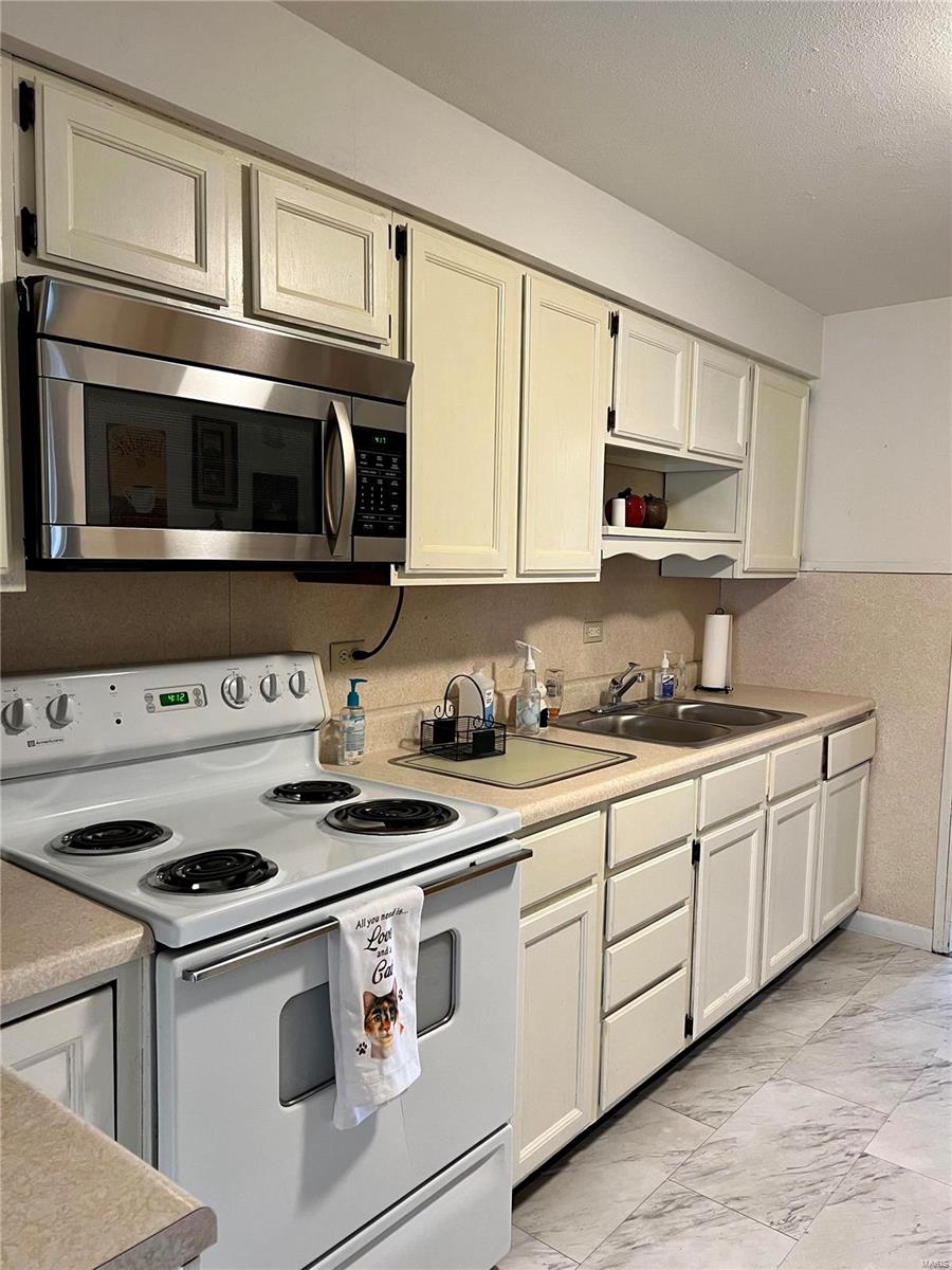 5360 Main Street Cottleville, MO 63304 - Photo 4 of 10