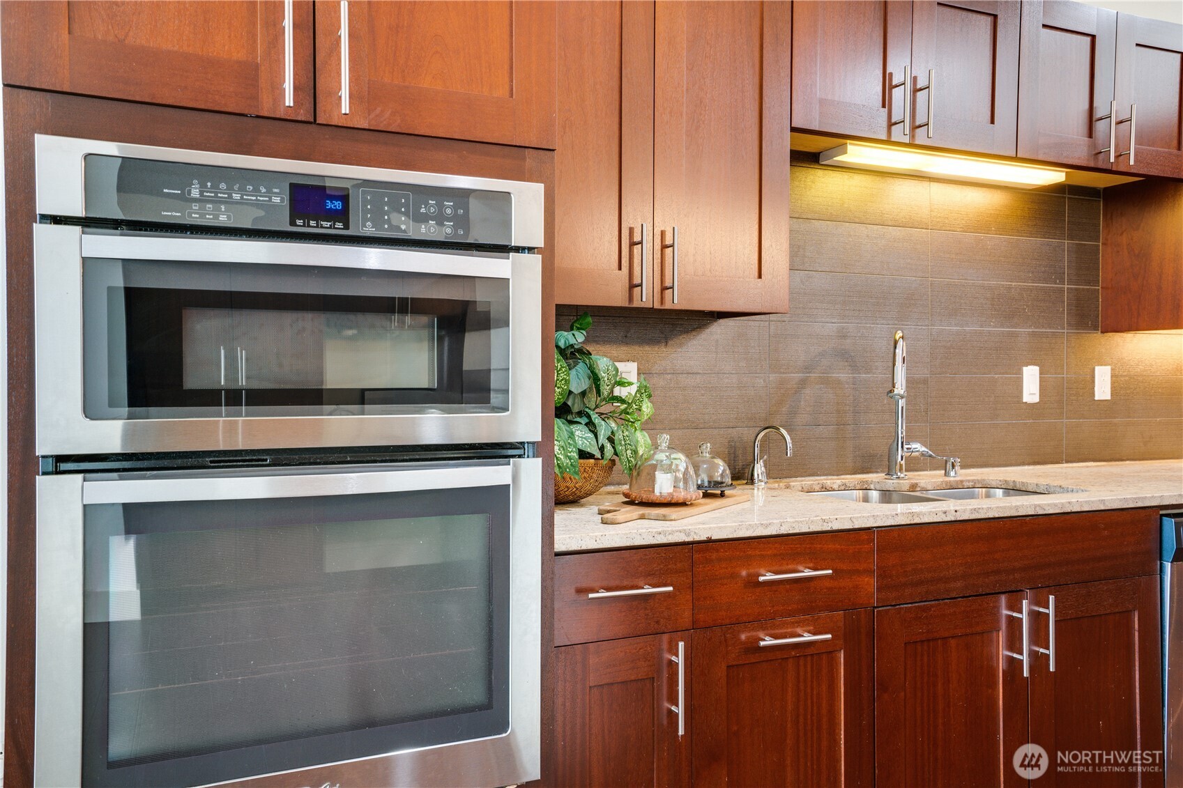 5204 North Bennett Street, Unit 209 Ruston, WA 98407 - Photo 15 of 37 Gallery Image 15