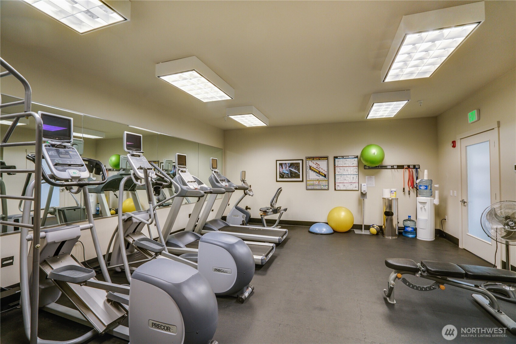 5204 North Bennett Street, Unit 209 Ruston, WA 98407 - Photo 36 of 37 Gallery Image 36