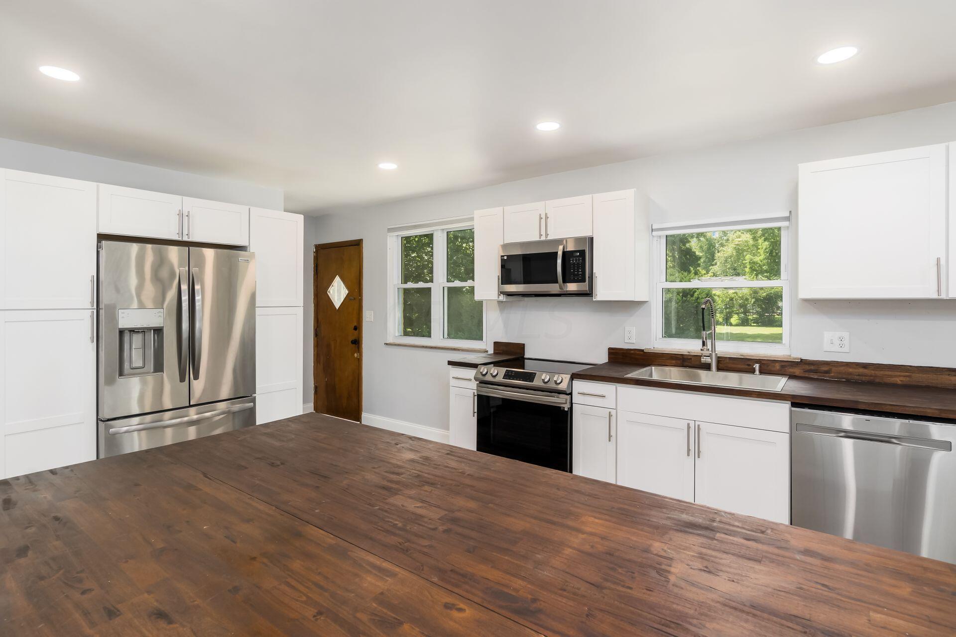 1459 South James Road Columbus, OH 43209 - Photo 13 of 43 020_S - 1459 S James Rd - 049