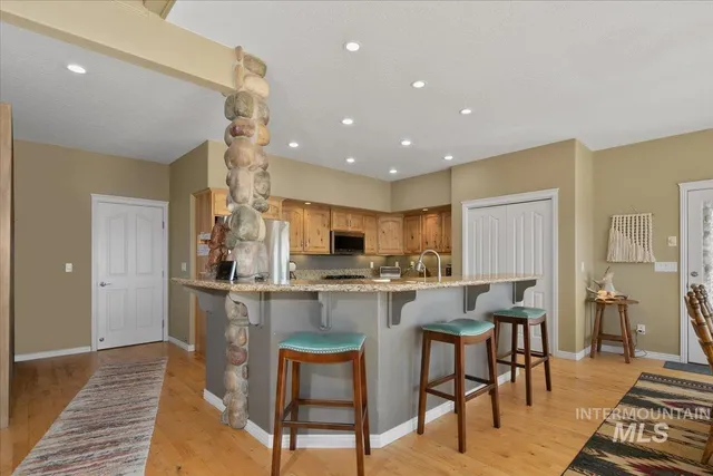 $1,500,000 | 12 Coyote Point, Horseshoe Bend, ID 83629