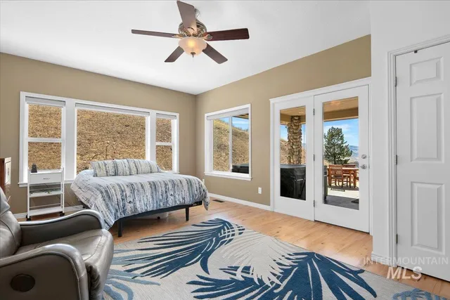 $1,500,000 | 12 Coyote Point, Horseshoe Bend, ID 83629