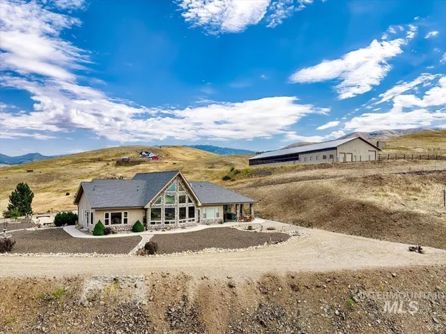 $1,500,000 | 12 Coyote Point, Horseshoe Bend, ID 83629