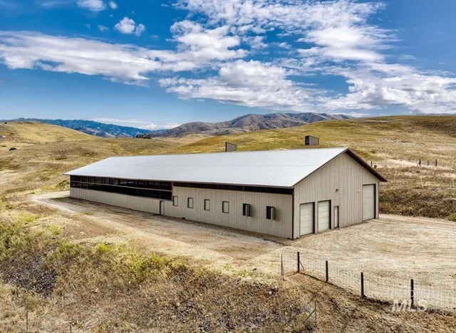 $1,500,000 | 12 Coyote Point, Horseshoe Bend, ID 83629