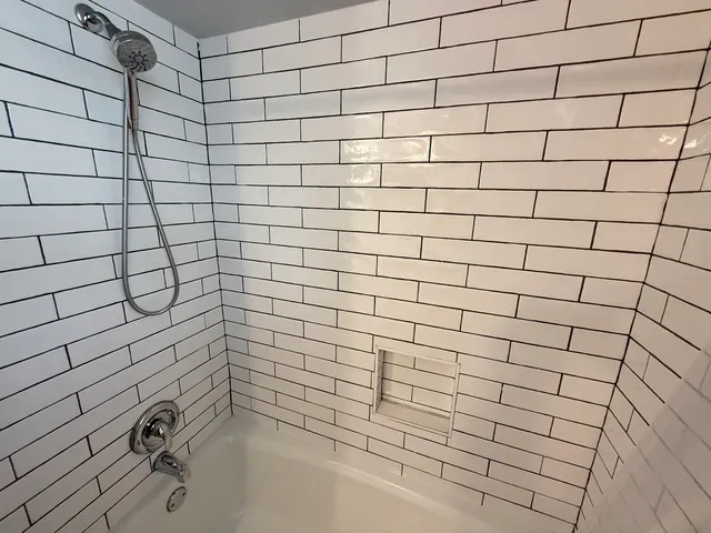 $329,900 | 2656 West 98th Place, Evergreen Park, IL 60805