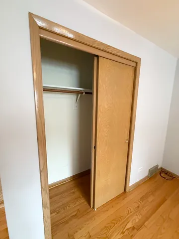 $329,900 | 2656 West 98th Place, Evergreen Park, IL 60805