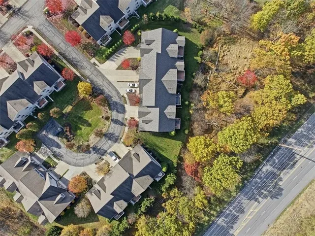 $575,000 | 1301 Shinnecock Court, Mars, PA 16046