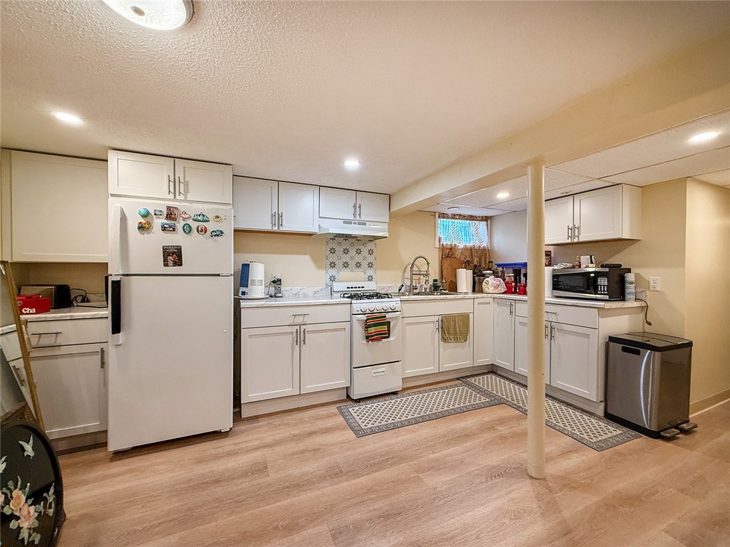 104 Bates Street Pawtucket, RI 02861 - Photo 20 of 46