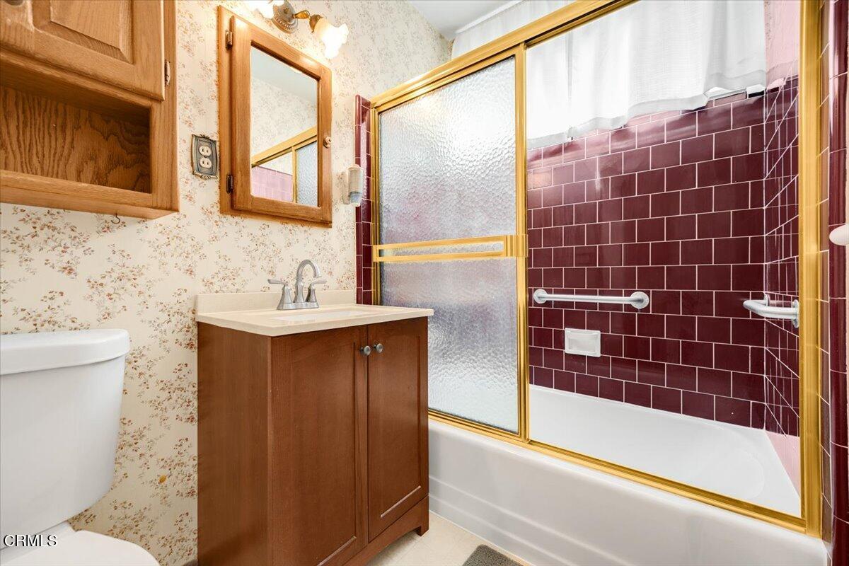 250 East Fromer Street Rialto, CA 92376 - Photo 12 of 29 bathroom