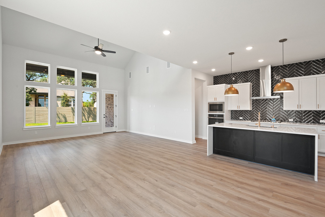 401 Leaning Rock Road Georgetown, TX 78628 - Photo 9 of 40