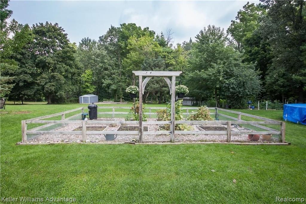 48222 Joy Road Plymouth, MI 48170 - Photo 3 of 43
