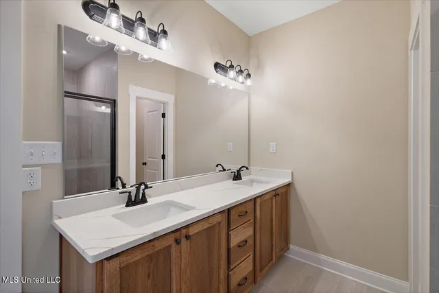 $299,900 | 731 Bolivar Drive, Nesbit, MS 38651