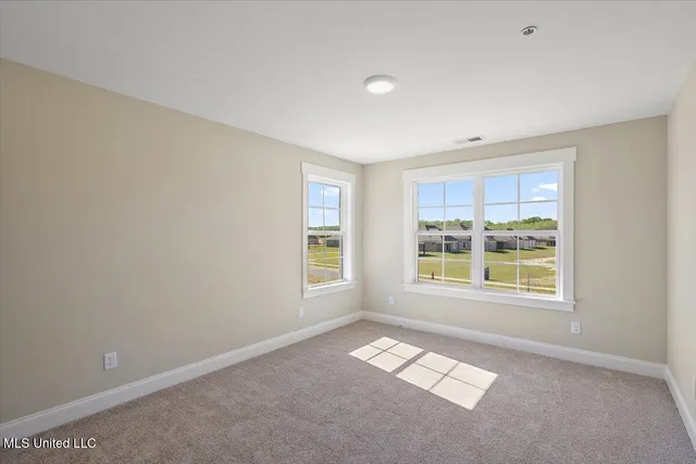 $299,900 | 731 Bolivar Drive, Nesbit, MS 38651