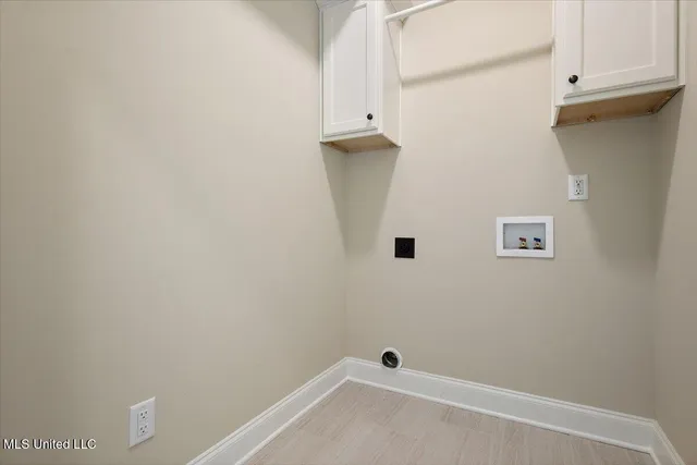 $299,900 | 731 Bolivar Drive, Nesbit, MS 38651