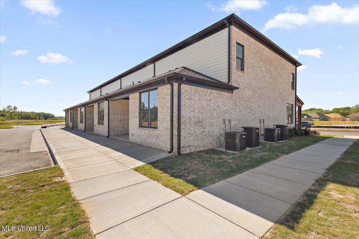 731 Bolivar Drive Nesbit, MS 38651 - Photo 26 of 26 Townhome