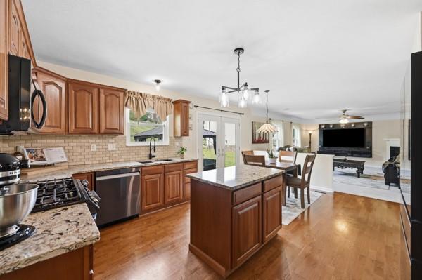 302 Davinci Court Rostraver Township, PA 15012 - Photo 14 of 48