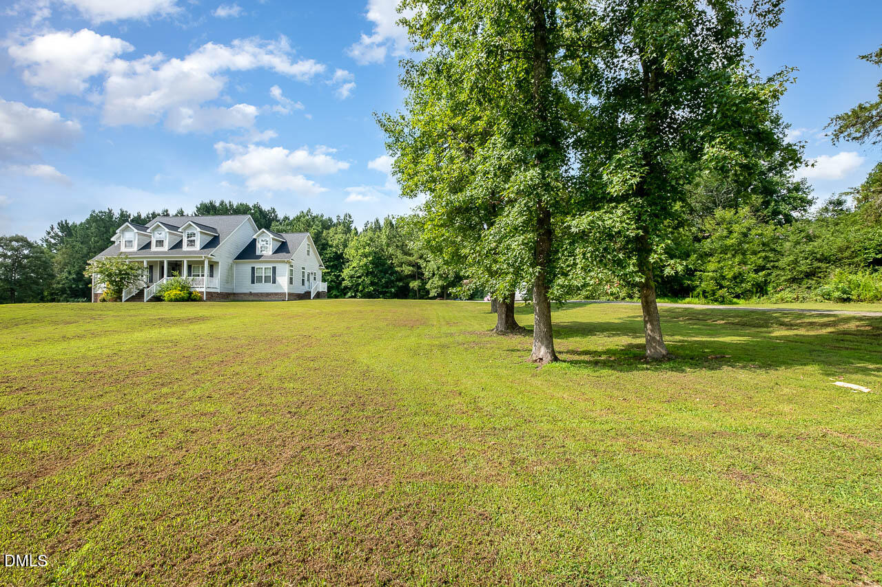 1526 Bear Pond Road Henderson, NC 27537 - Photo 5 of 33