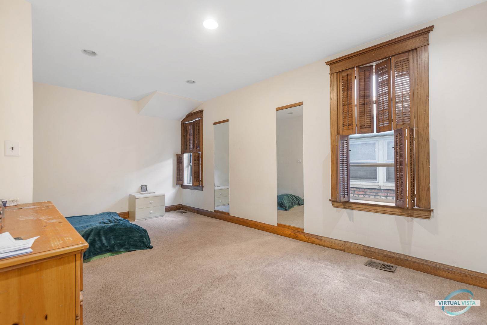 1521 North Springfield Avenue Chicago, IL 60651 - Photo 13 of 40