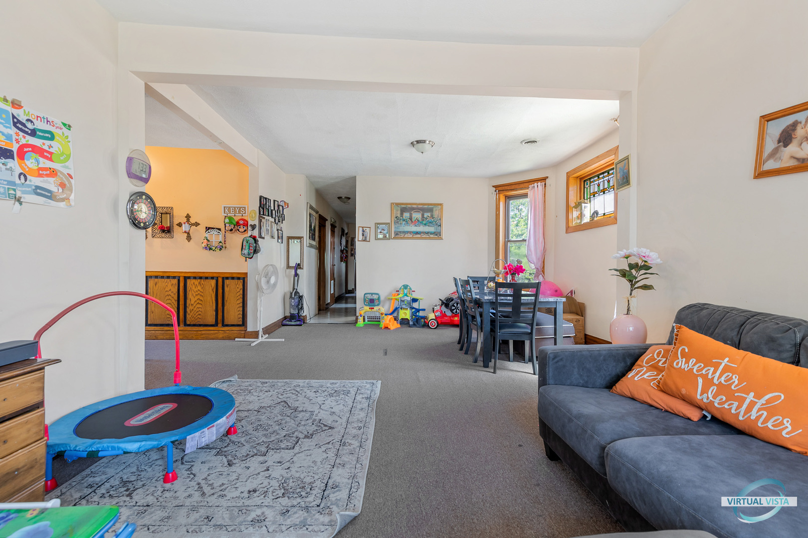 1521 North Springfield Avenue Chicago, IL 60651 - Photo 30 of 40 a living room with furniture a couch and a window