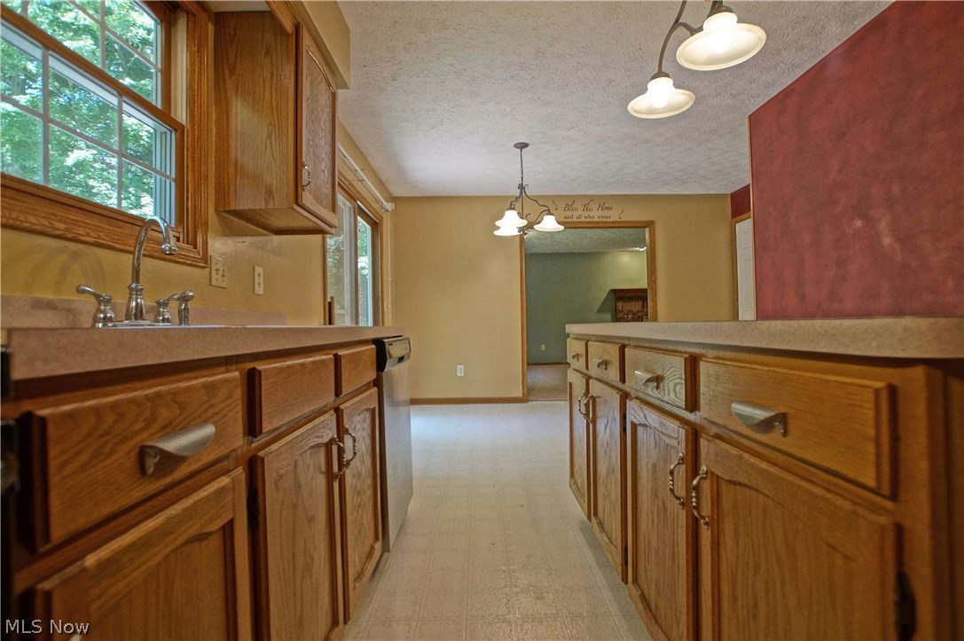 7575 Leroy Thompson Road Thompson, OH 44086 - Photo 4 of 24