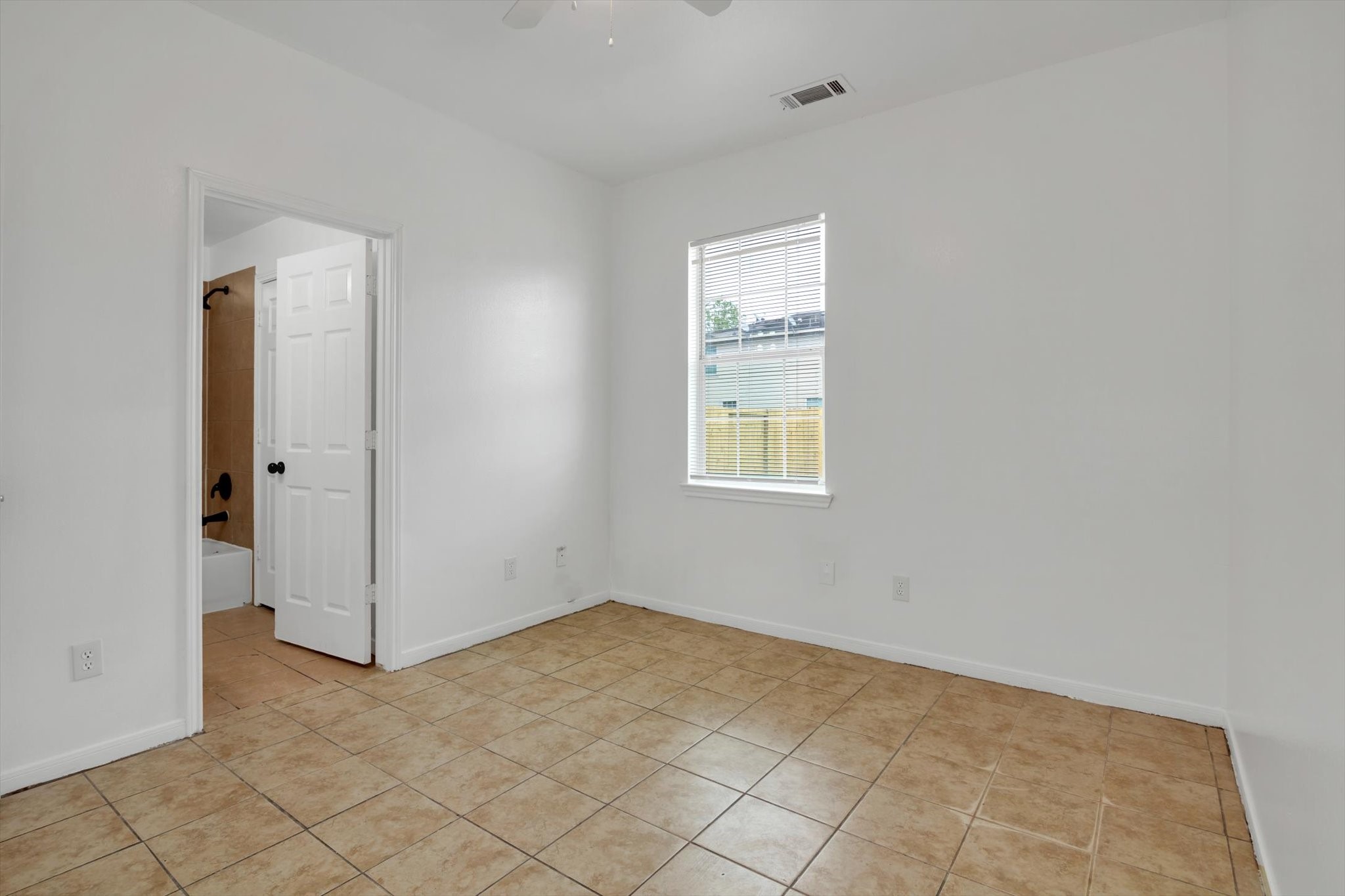 6933 Liverpool Street, Unit A Houston, TX 77021 - Photo 25 of 49