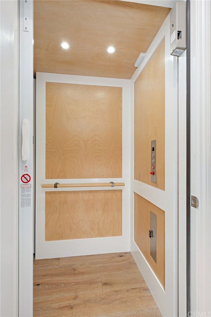 607 36th Street Newport Beach, CA 92663 - Photo 24 of 31