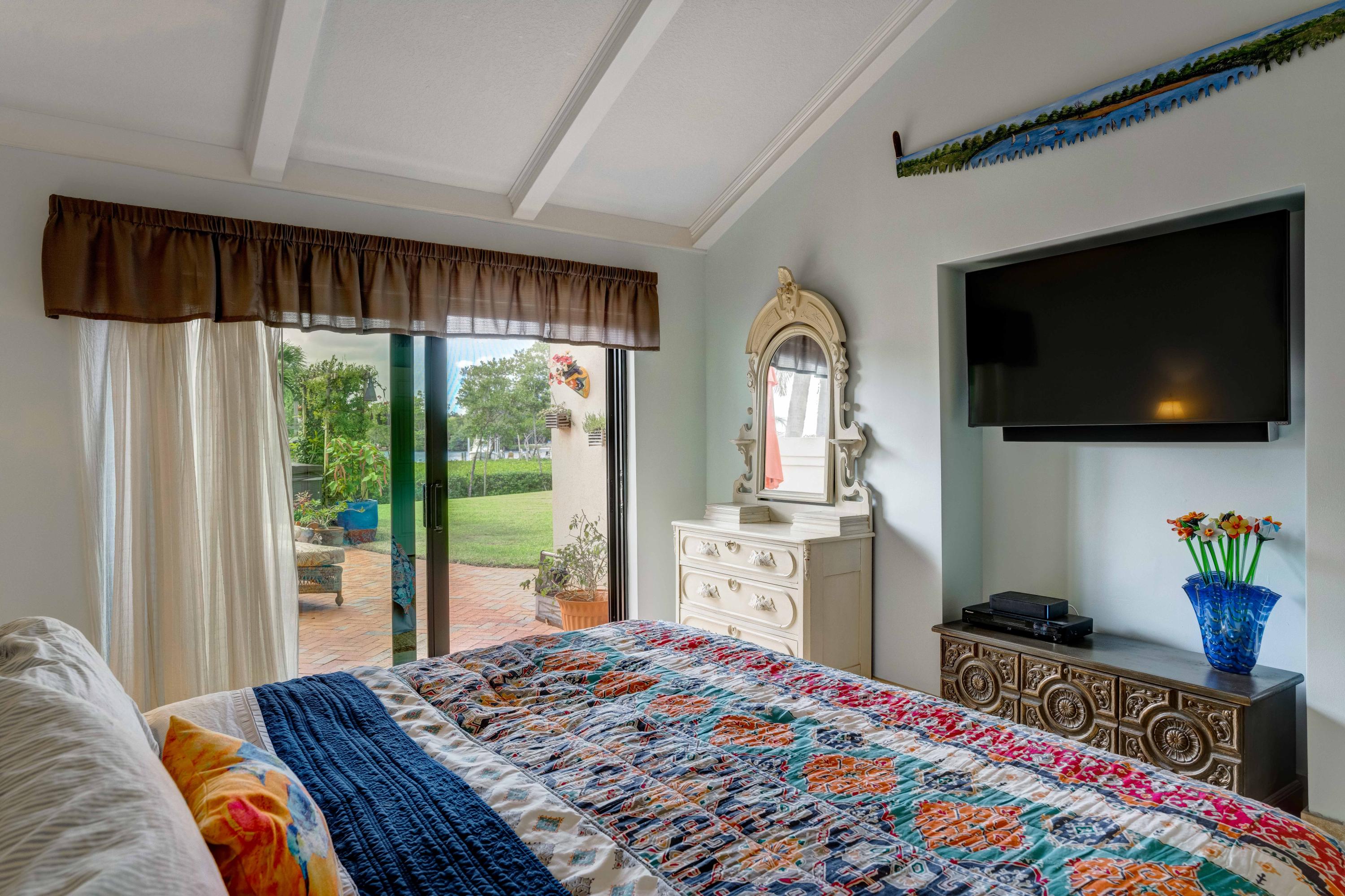 332 River Edge Road Jupiter, FL 33477 - Photo 23 of 103 Master Bed