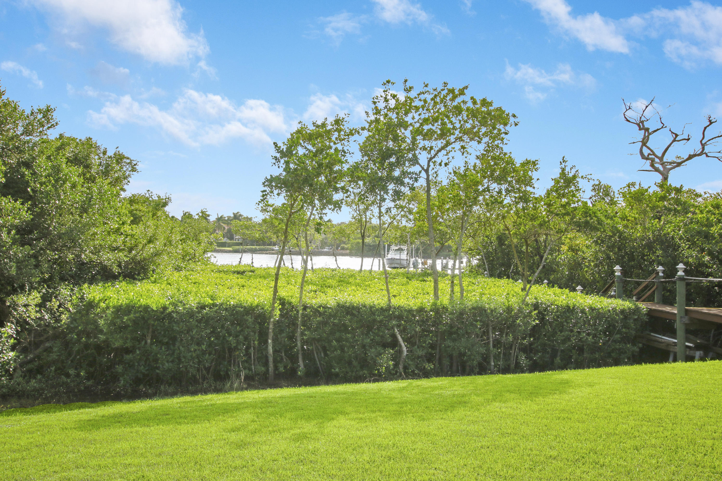 332 River Edge Road Jupiter, FL 33477 - Photo 96 of 103 House-108