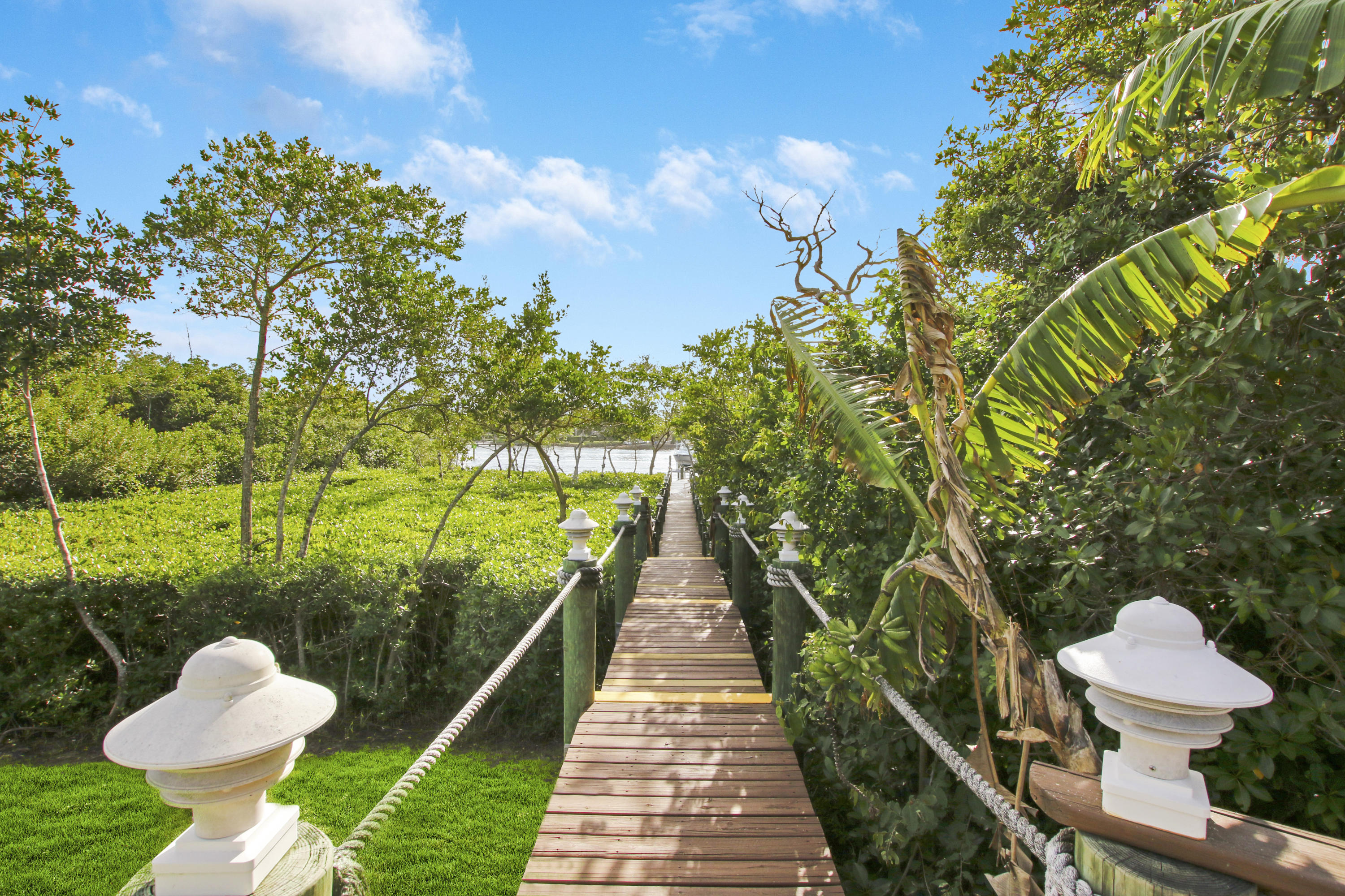 332 River Edge Road Jupiter, FL 33477 - Photo 98 of 103 House-110