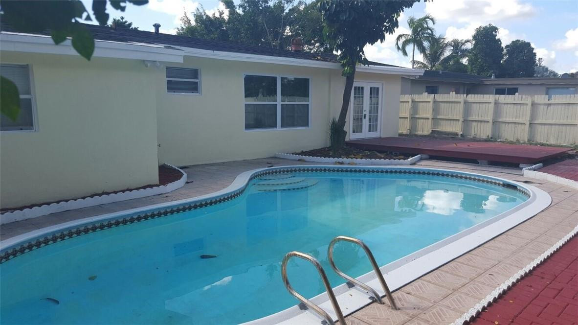 5507 Southwest 7th Street Pompano Beach, FL 33068 - Photo 1 of 9 Photo 1