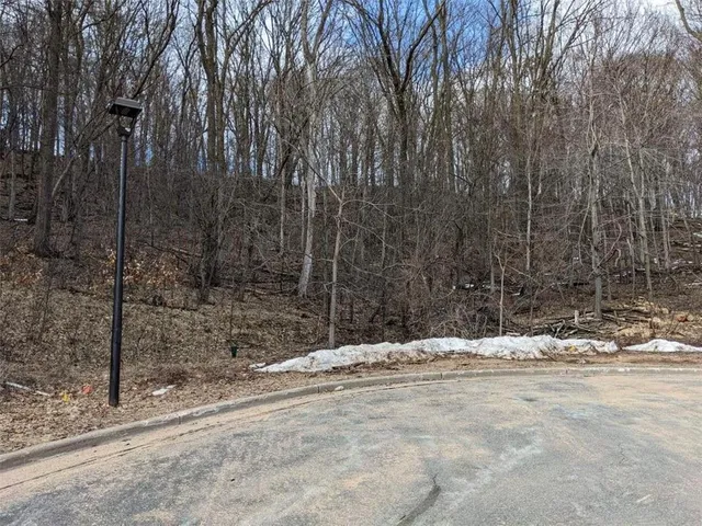 $80,000 | 4232 Bennington Court, Eau Claire, WI 54703