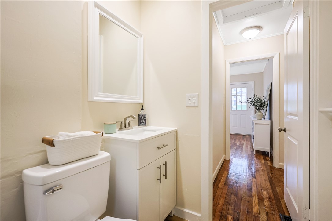 7 Maggio Street Westerly, RI 02891 - Photo 8 of 14