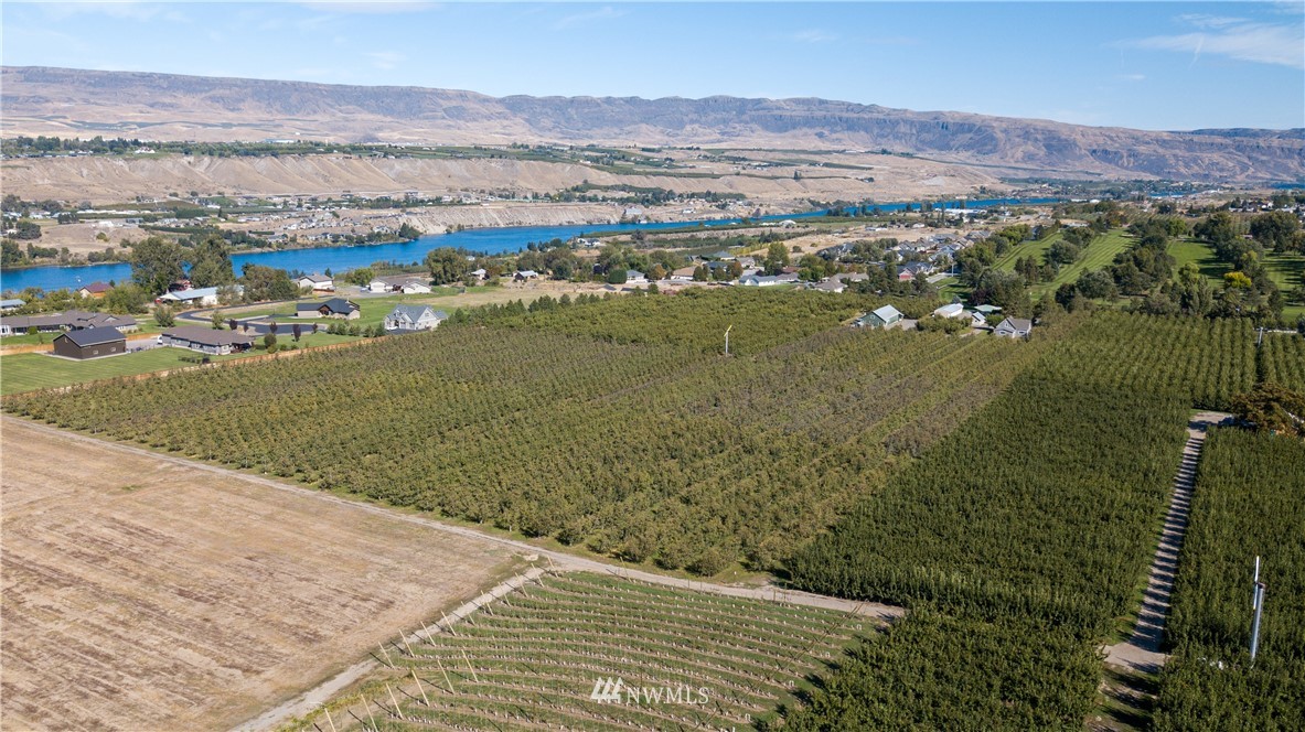 2370 West Malaga Road Malaga, WA 98828 - Photo 22 of 24 Gallery Image 22