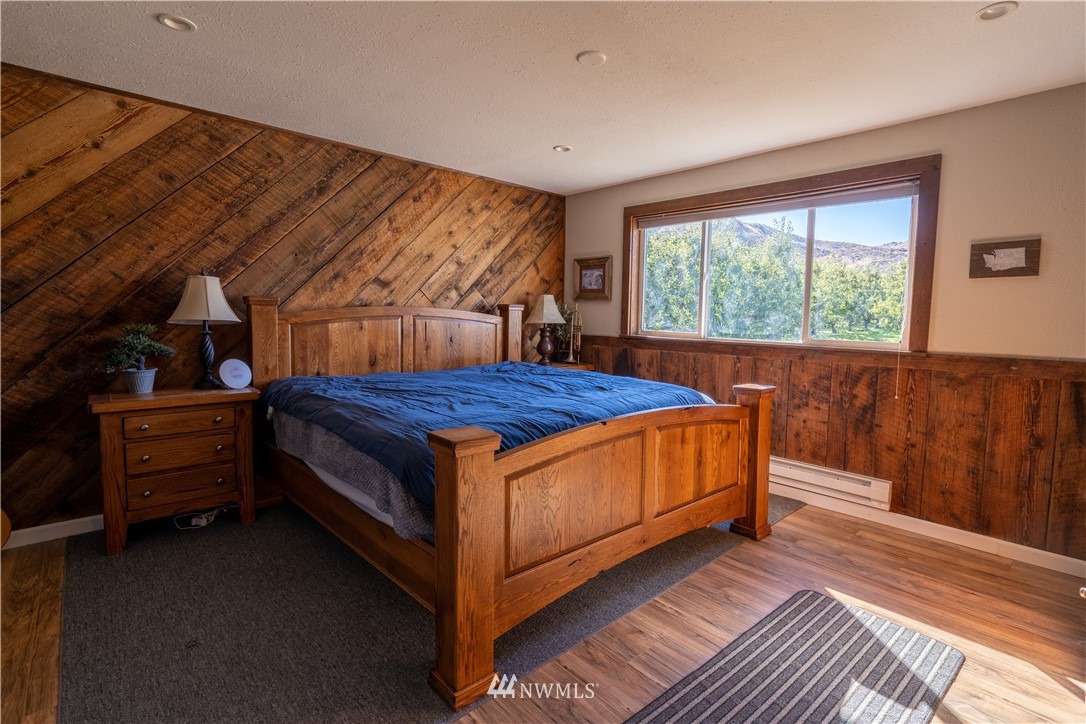 2370 West Malaga Road Malaga, WA 98828 - Photo 8 of 24 Gallery Image 8