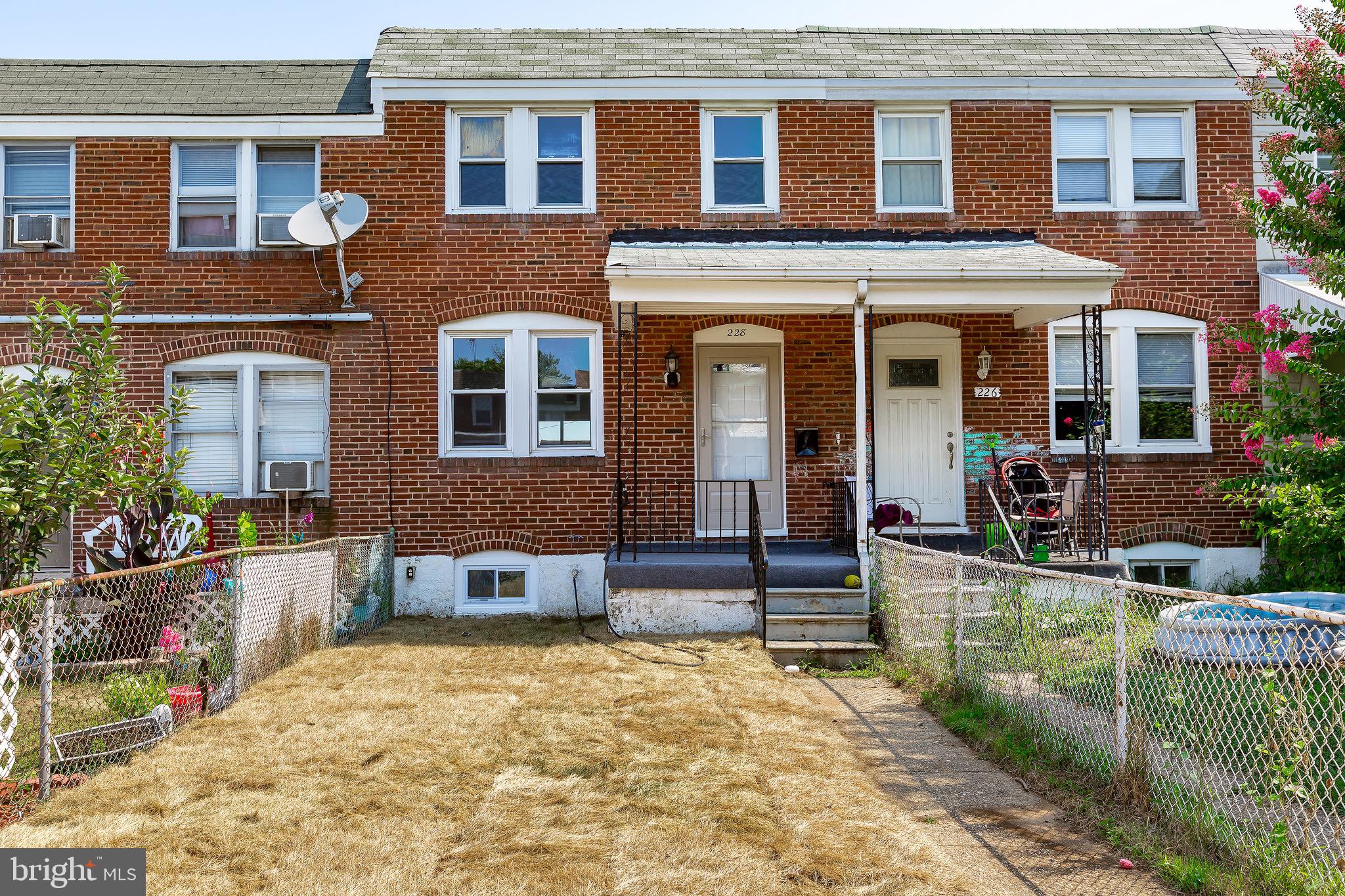 228 West Edgevale Road Baltimore, MD 21225 - Photo 2 of 39