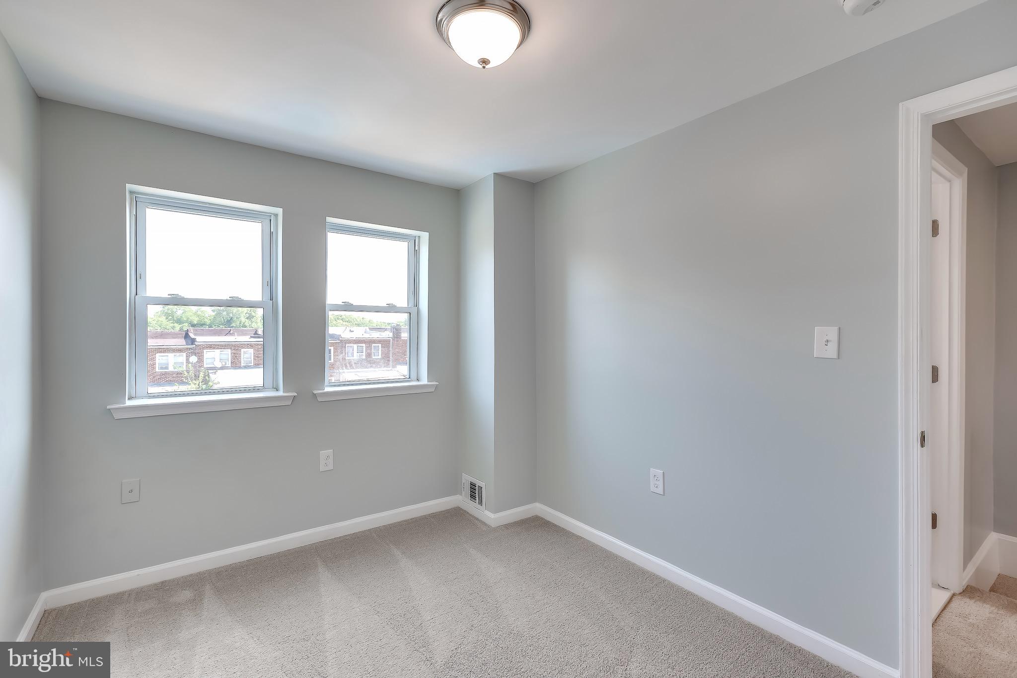 228 West Edgevale Road Baltimore, MD 21225 - Photo 26 of 39 plenty of natural lights
