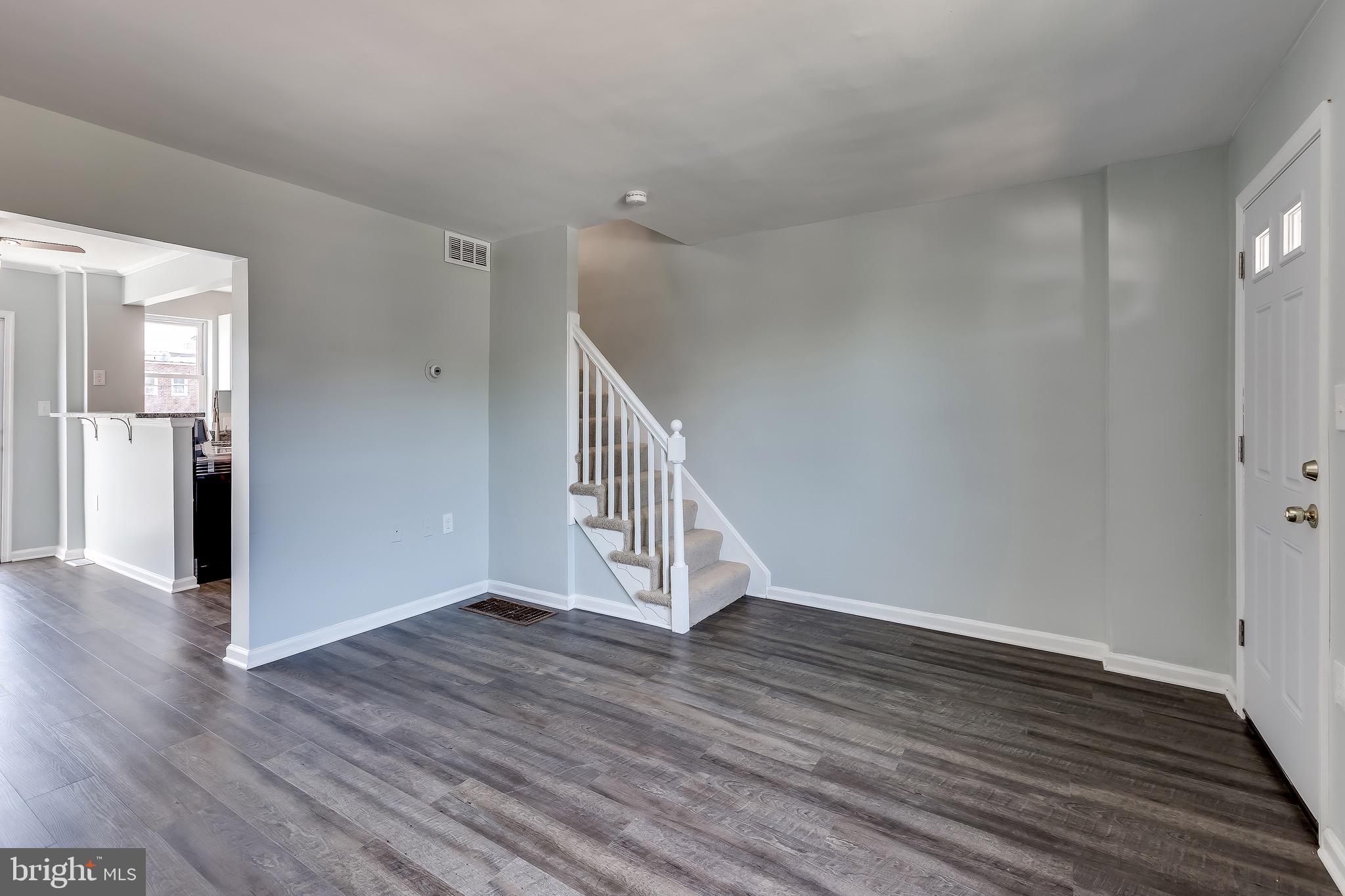 228 West Edgevale Road Baltimore, MD 21225 - Photo 6 of 39