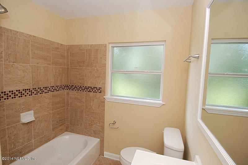 2023 Mills Road Jacksonville, FL 32216 - Photo 7 of 15 DSC_1851