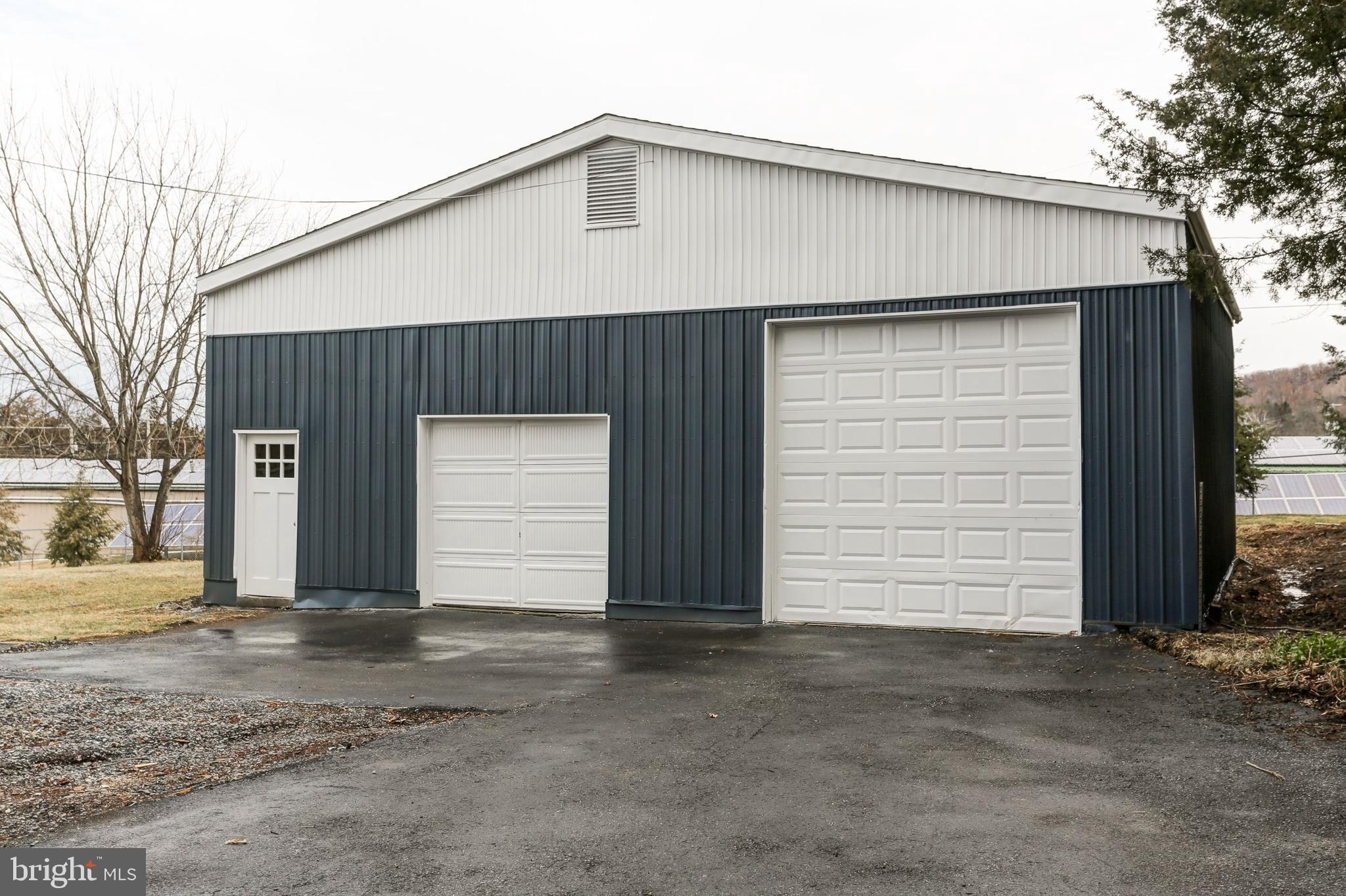 2163 Cedar Road Elizabethtown, PA 17022 - Photo 2 of 41 Gallery Image 2