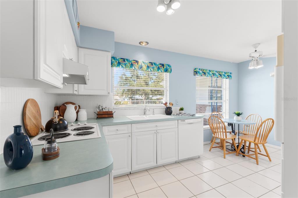 2019 High Ridge Drive Clearwater, FL 33763 - Photo 6 of 32