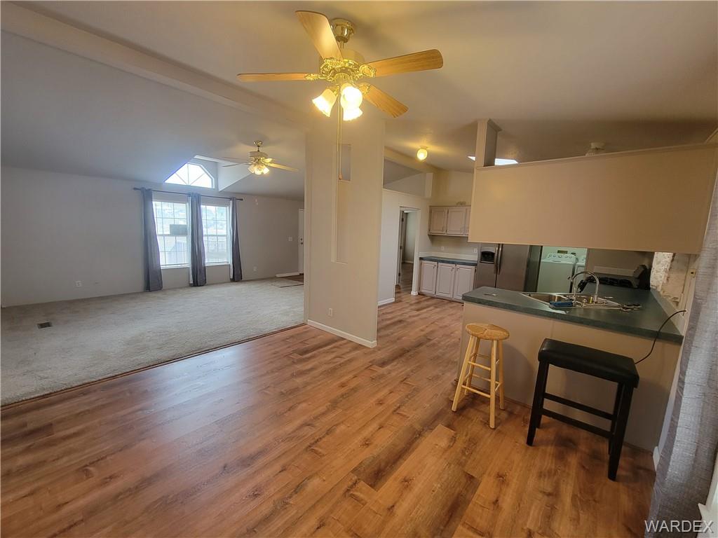 3469 Bouse Road Golden Valley, AZ 86413 - Photo 12 of 37 a workspace with furniture and window
