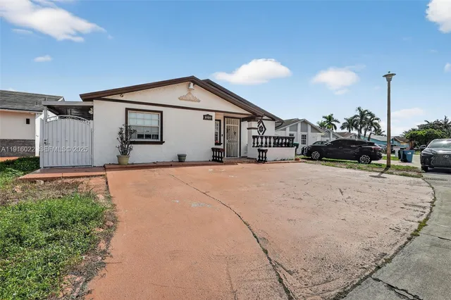 $529,000 | 19537 Northwest 50th Court, Miami Gardens, FL 33055