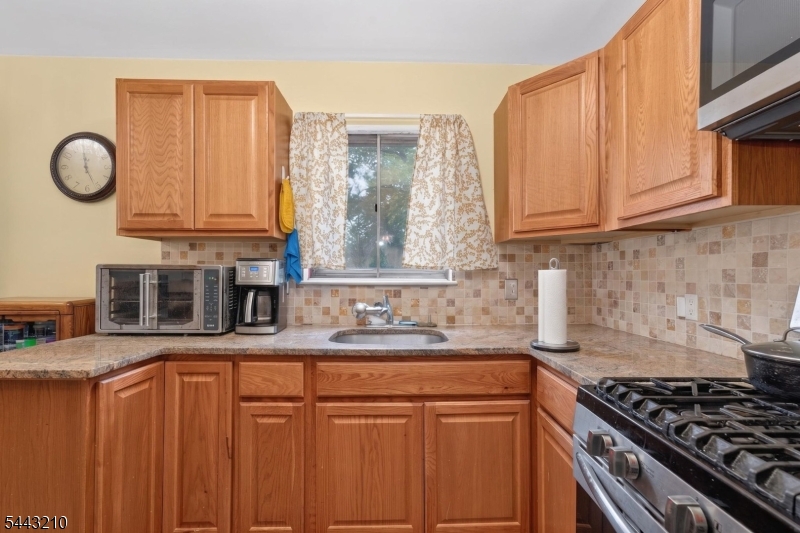 324 Ralph Street Somerset, NJ 08873 - Photo 13 of 29