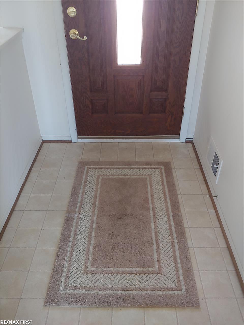 31874 Hoover Road Warren, MI 48093 - Photo 8 of 36